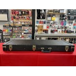 Charvel CMC200 Étui de Basse Rigide Gris